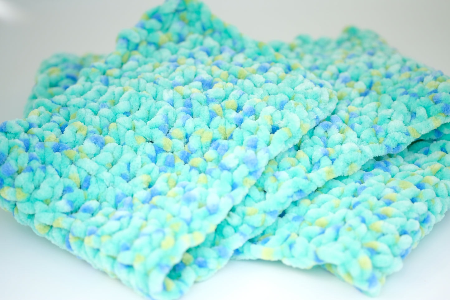 Solid Line Scarf