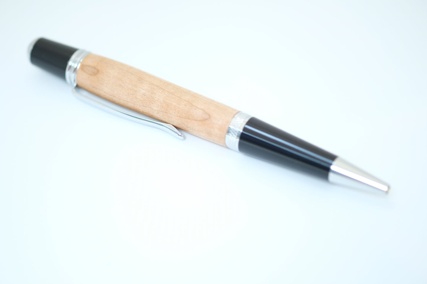 Dark Curly Maple Borealis Chrome Pen