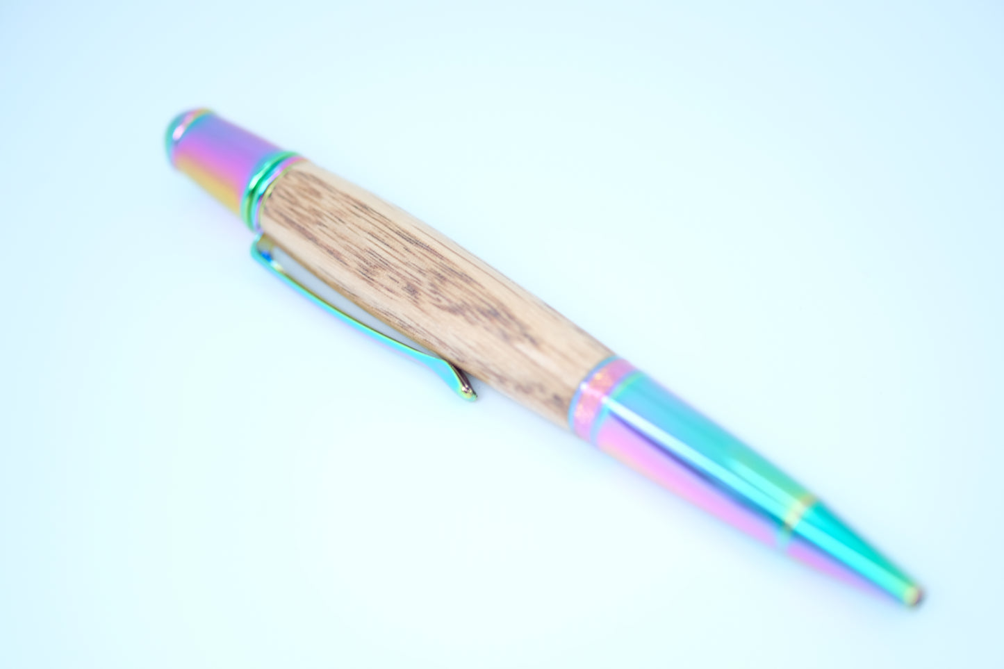 Red Oak Aurora Chameleon Pen