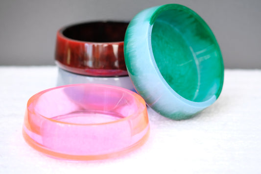 Flat sided bowl (resin)