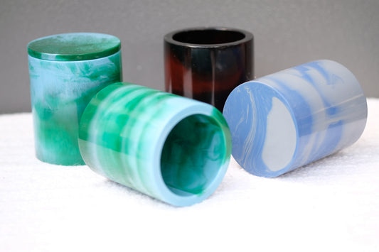 Cup (resin)