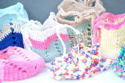 Crochet square bottom bag